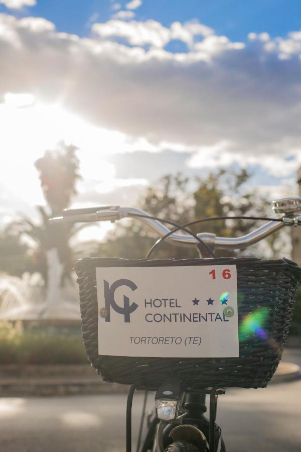 Hotel Continental Tortoreto Εξωτερικό φωτογραφία