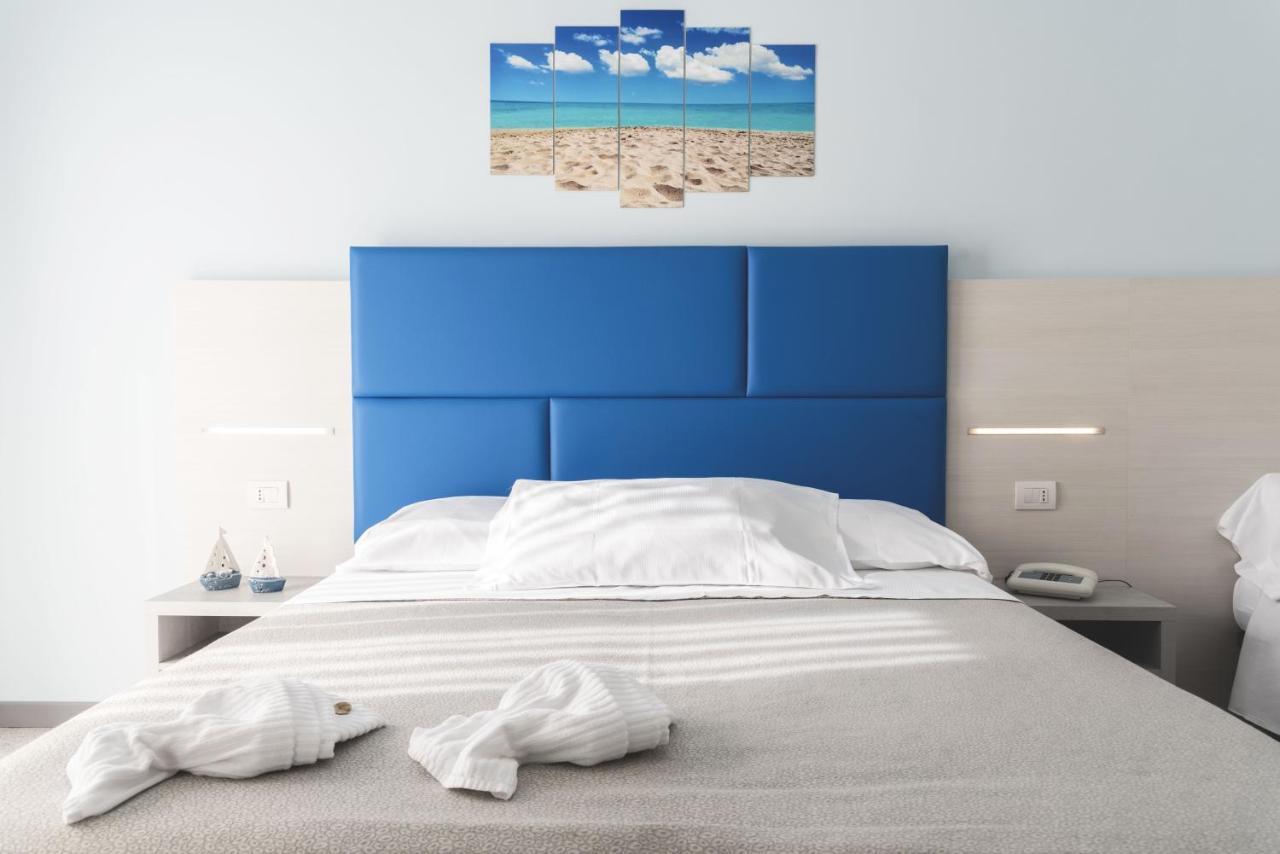 Hotel Continental Tortoreto Εξωτερικό φωτογραφία