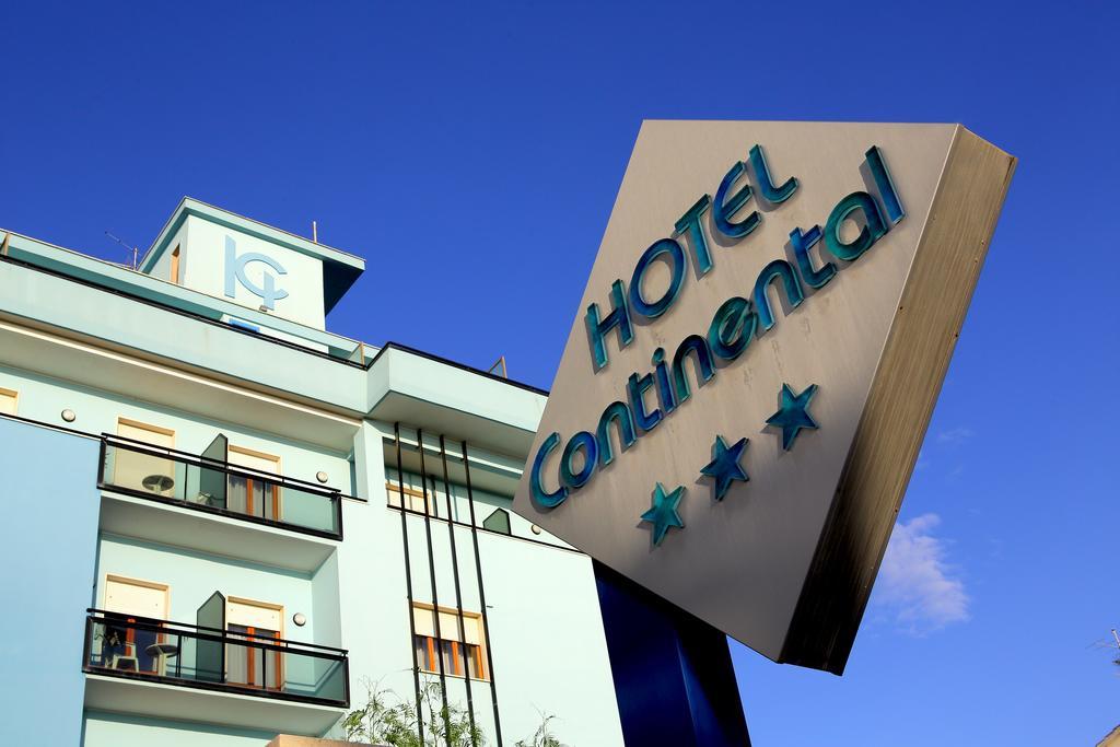 Hotel Continental Tortoreto Εξωτερικό φωτογραφία